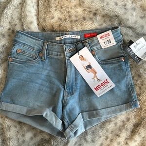 NWT Summer, Denim Shorts